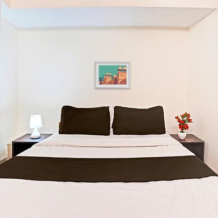 Hotel O Himalaya Inn Ahmedabad Exteriör bild