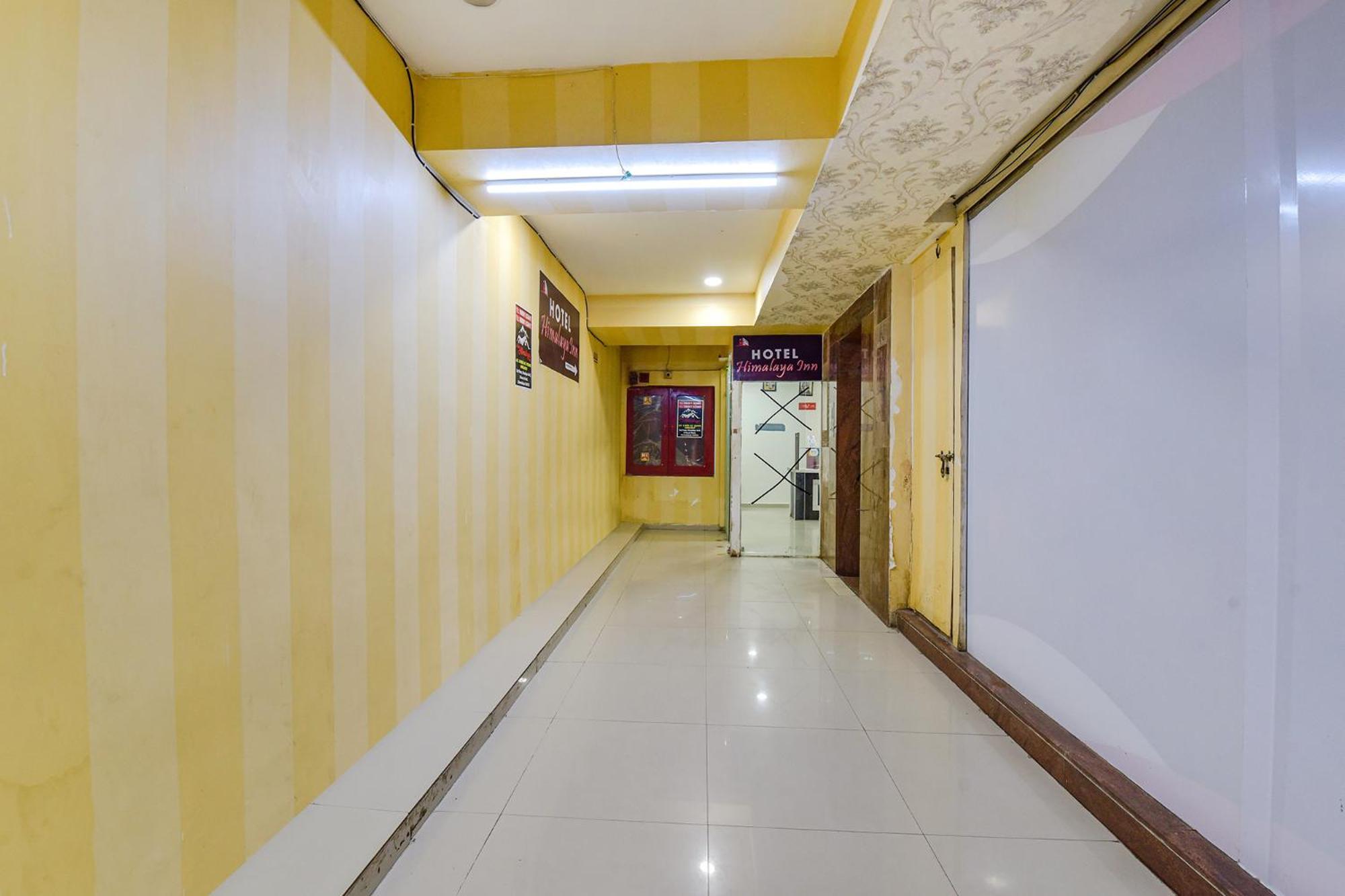 Hotel O Himalaya Inn Ahmedabad Exteriör bild